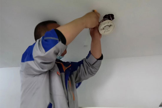 店鋪增加感煙探測器